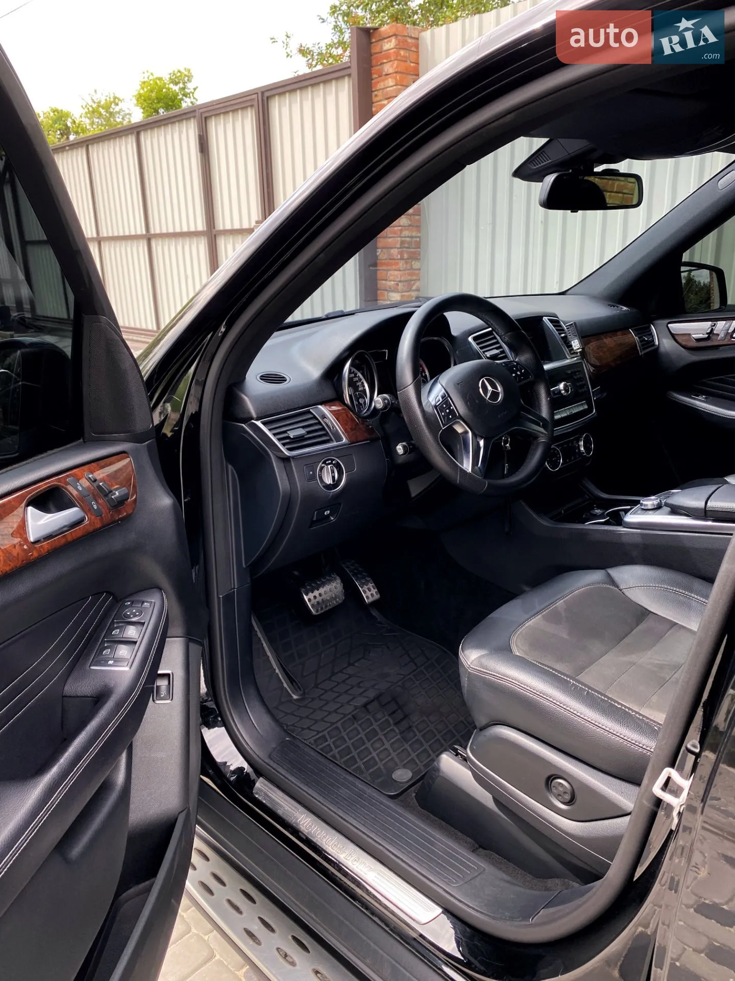 2013 Mercedes-Benz M-klasse - мініатюра 32