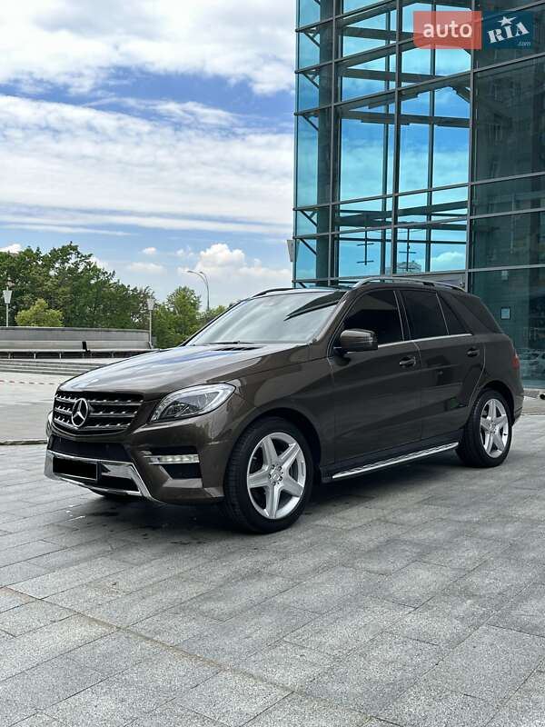 Mercedes-Benz M-Class 2013