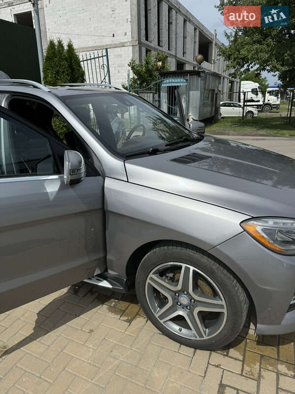 Внедорожник / Кроссовер Mercedes-Benz M-Class 2015 в Хмельницком