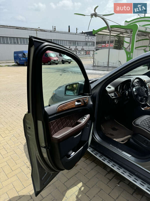 Внедорожник / Кроссовер Mercedes-Benz M-Class 2015 в Хмельницком