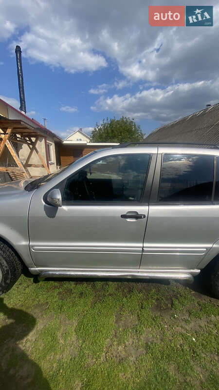 Внедорожник / Кроссовер Mercedes-Benz M-Class 2004 в Ровно фото 10 Внедорожник / Кроссовер Mercedes-Benz M-Class 2004 в Ровно