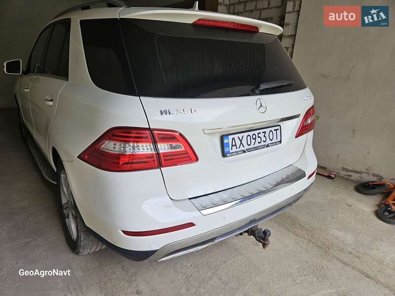 Внедорожник / Кроссовер Mercedes-Benz M-Class 2012 в Черновцах