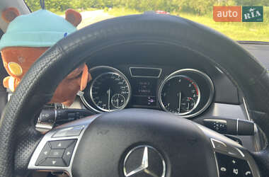 Внедорожник / Кроссовер Mercedes-Benz M-Class 2013 в 