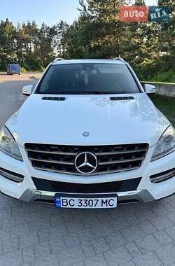 Внедорожник / Кроссовер Mercedes-Benz M-Class 2011 в 
