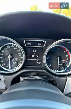 Внедорожник / Кроссовер Mercedes-Benz M-Class 2011 в 