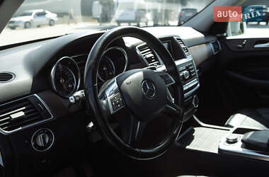 Внедорожник / Кроссовер Mercedes-Benz M-Class 2011 в 