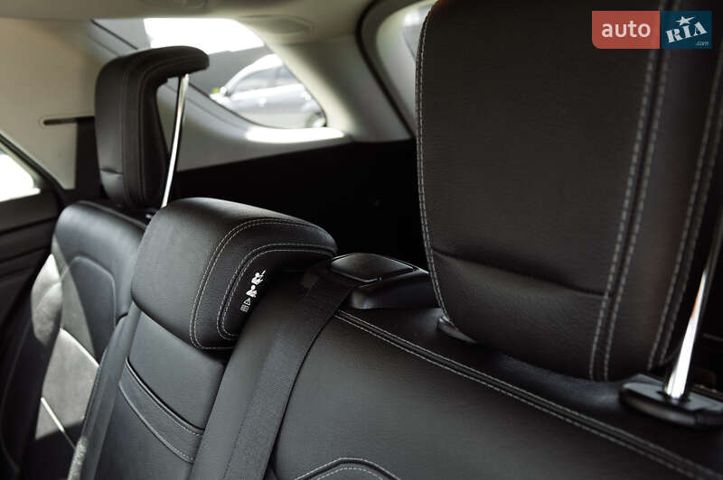 Внедорожник / Кроссовер Mercedes-Benz M-Class 2011 в Тернополе