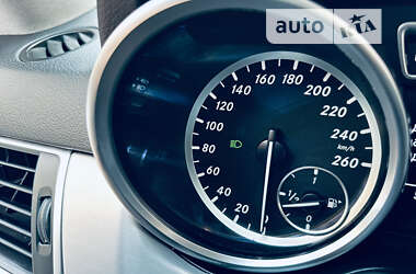 Внедорожник / Кроссовер Mercedes-Benz M-Class 2012 в 