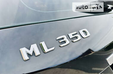 Внедорожник / Кроссовер Mercedes-Benz M-Class 2012 в 