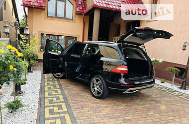 Внедорожник / Кроссовер Mercedes-Benz M-Class 2012 в 