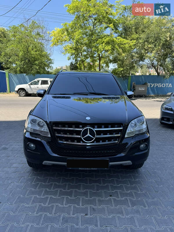 Внедорожник / Кроссовер Mercedes-Benz M-Class 2008 в Одессе