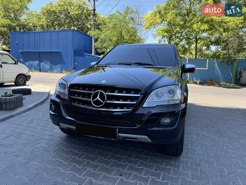 Внедорожник / Кроссовер Mercedes-Benz M-Class 2008 в Одессе