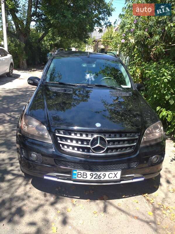 Внедорожник / Кроссовер Mercedes-Benz M-Class 2006 в Одессе фото 5 Внедорожник / Кроссовер Mercedes-Benz M-Class 2006 в Одессе