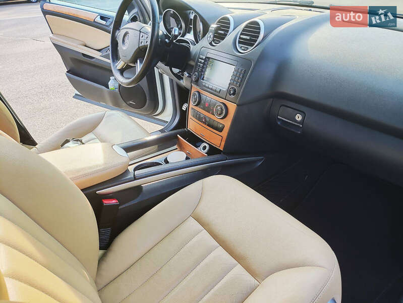 Внедорожник / Кроссовер Mercedes-Benz M-Class 2007 в Киеве