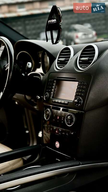 Внедорожник / Кроссовер Mercedes-Benz M-Class 2007 в Киеве