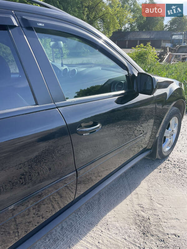 Внедорожник / Кроссовер Mercedes-Benz M-Class 2009 в Козове