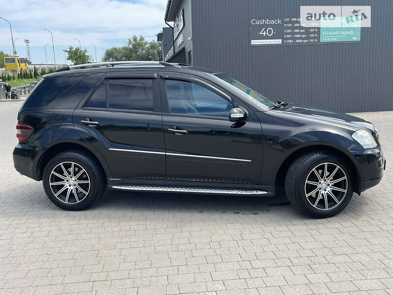 Внедорожник / Кроссовер Mercedes-Benz M-Class 2006 в Дрогобыче
