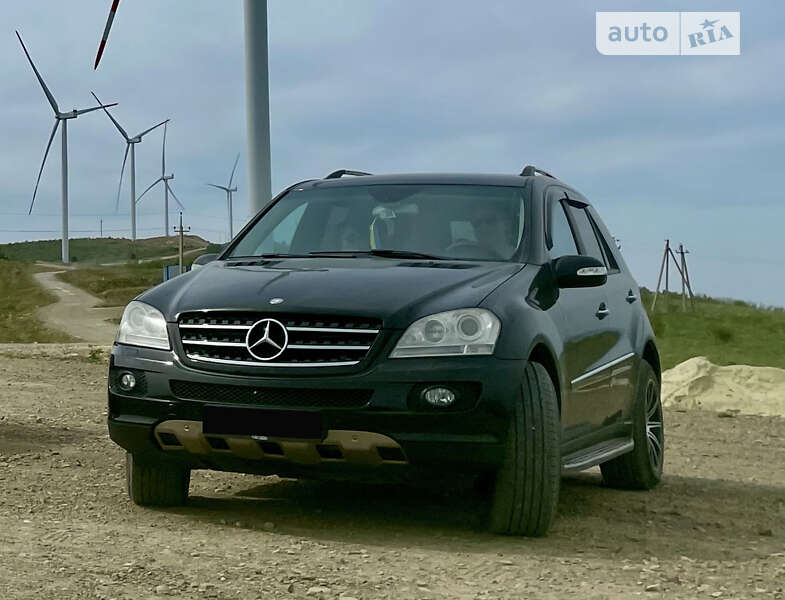 Внедорожник / Кроссовер Mercedes-Benz M-Class 2006 в Дрогобыче