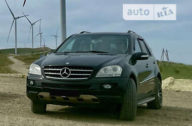 Внедорожник / Кроссовер Mercedes-Benz M-Class 2006 в 