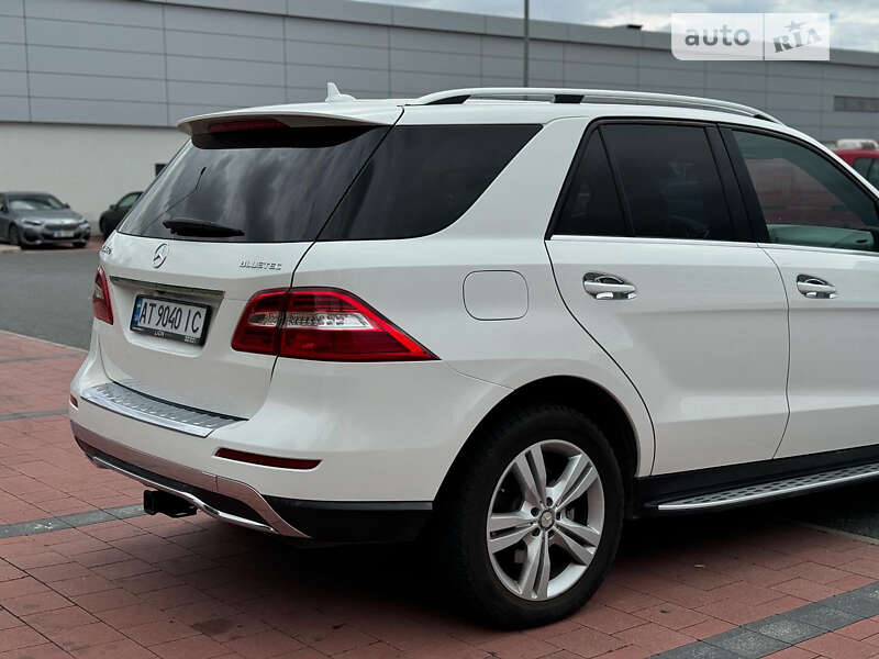 Позашляховик / Кросовер Mercedes-Benz M-Class 2014 в Івано-Франківську