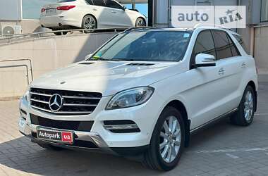 Позашляховик / Кросовер Mercedes-Benz M-Class 2013 в Одесі