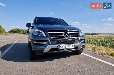 Позашляховик / Кросовер Mercedes-Benz M-Class 2013 в Лозовій