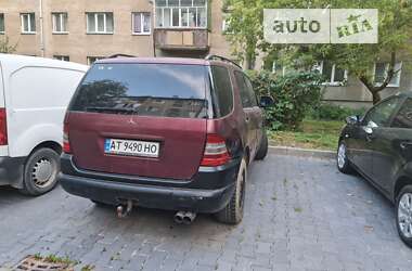 Внедорожник / Кроссовер Mercedes-Benz M-Class 1998 в 