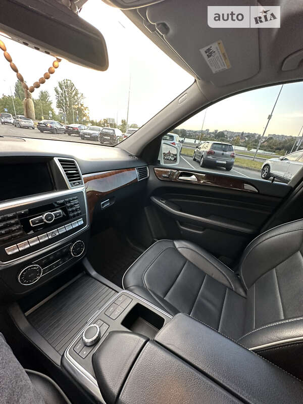 Позашляховик / Кросовер Mercedes-Benz M-Class 2013 в Вінниці