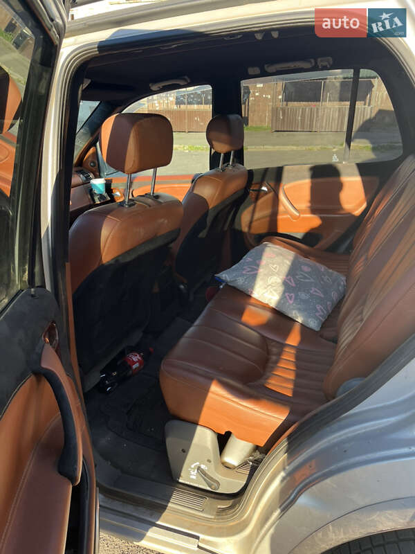 Внедорожник / Кроссовер Mercedes-Benz M-Class 1998 в Купянске