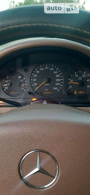 Внедорожник / Кроссовер Mercedes-Benz M-Class 2002 в Днепре