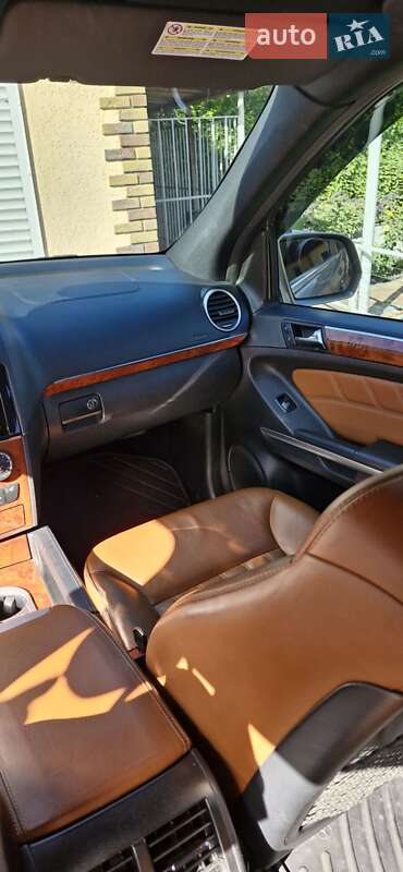 Позашляховик / Кросовер Mercedes-Benz M-Class 2010 в Дніпрі