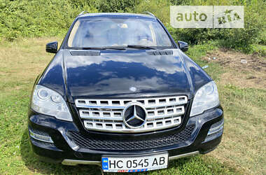 Внедорожник / Кроссовер Mercedes-Benz M-Class 2010 в Львове