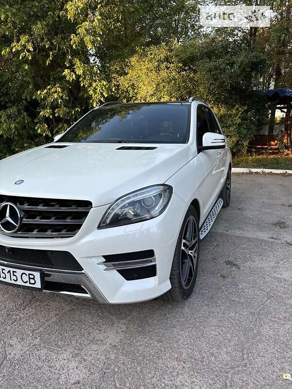 Внедорожник / Кроссовер Mercedes-Benz M-Class 2013 в Кропивницком