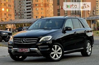 Внедорожник / Кроссовер Mercedes-Benz M-Class 2013 в Киеве