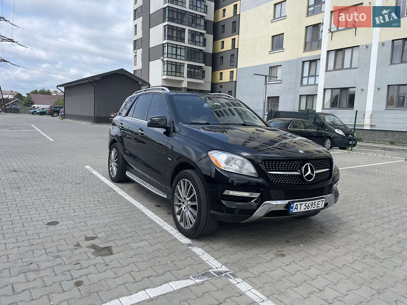 Внедорожник / Кроссовер Mercedes-Benz M-Class 2012 в Ивано-Франковске