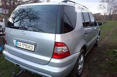 Внедорожник / Кроссовер Mercedes-Benz M-Class 2002 в Киеве