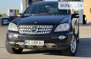 Позашляховик / Кросовер Mercedes-Benz M-Class 2006 в Дніпрі