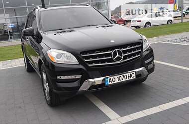 Внедорожник / Кроссовер Mercedes-Benz M-Class 2012 в 