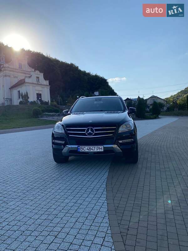 Внедорожник / Кроссовер Mercedes-Benz M-Class 2012 в Львове