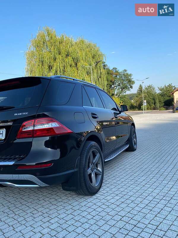 Внедорожник / Кроссовер Mercedes-Benz M-Class 2012 в Львове