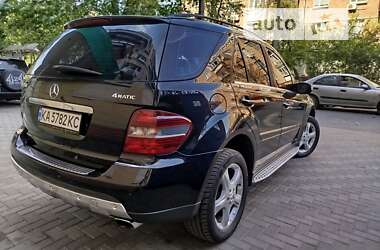 Внедорожник / Кроссовер Mercedes-Benz M-Class 2006 в Киеве