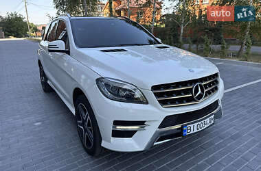 Внедорожник / Кроссовер Mercedes-Benz M-Class 2012 в 