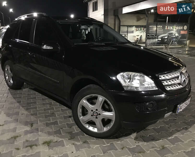 Внедорожник / Кроссовер Mercedes-Benz M-Class 2006 в Иршаве