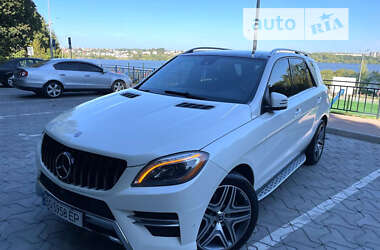 Внедорожник / Кроссовер Mercedes-Benz M-Class 2013 в Тернополе