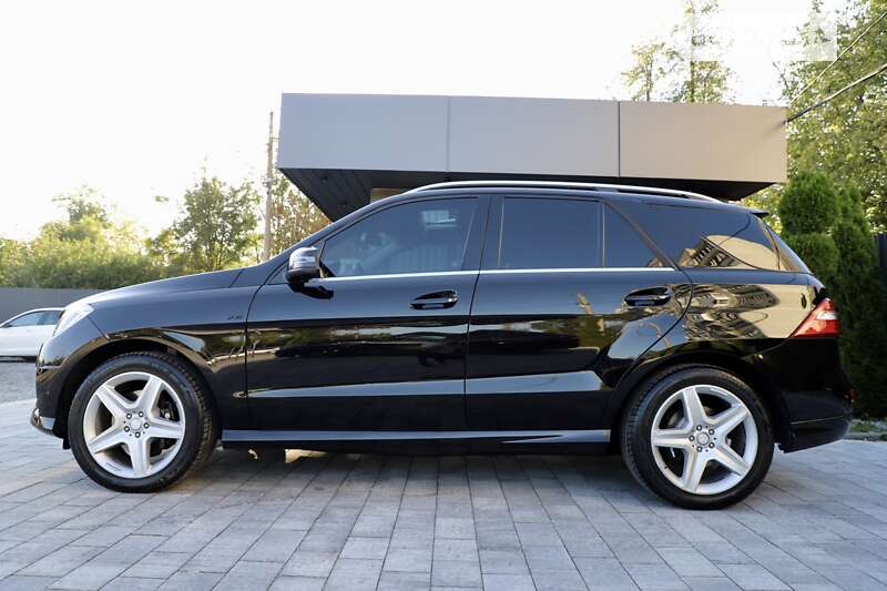 Позашляховик / Кросовер Mercedes-Benz M-Class 2015 в Дрогобичі фото 61 Позашляховик / Кросовер Mercedes-Benz M-Class 2015 в Дрогобичі