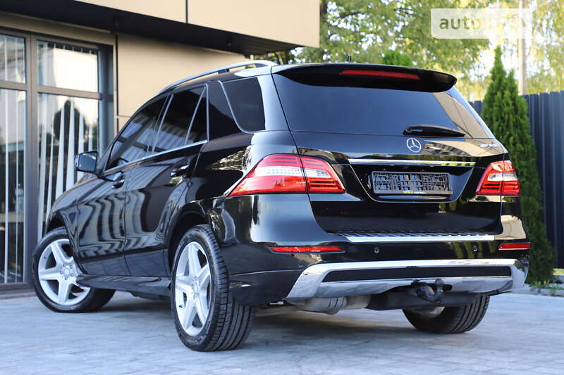 Позашляховик / Кросовер Mercedes-Benz M-Class 2015 в Дрогобичі фото 99 Позашляховик / Кросовер Mercedes-Benz M-Class 2015 в Дрогобичі
