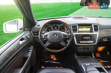 Позашляховик / Кросовер Mercedes-Benz M-Class 2012 в Одесі