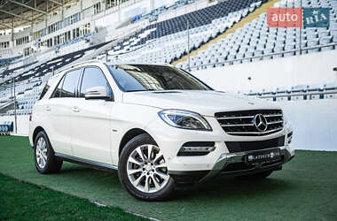 Позашляховик / Кросовер Mercedes-Benz M-Class 2012 в Одесі