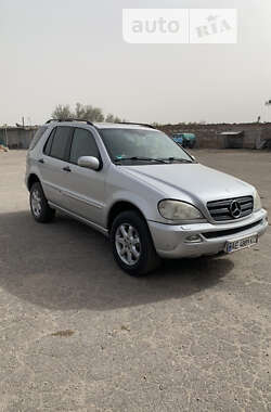 Позашляховик / Кросовер Mercedes-Benz M-Class 2002 в Жовтих Водах