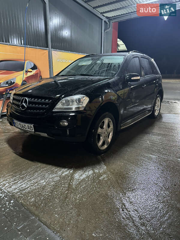 Внедорожник / Кроссовер Mercedes-Benz M-Class 2006 в Виноградове